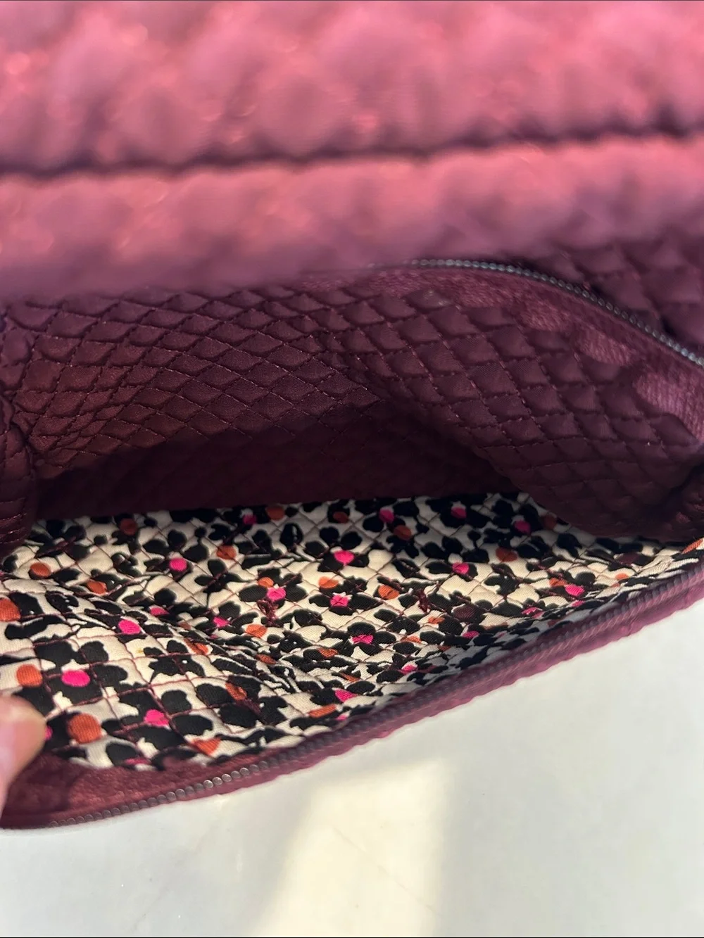Vera Bradley Iconic Medium Cosmetic bag quilted‎ Burgundy or 